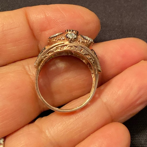 Ring - Picture 5 of 7